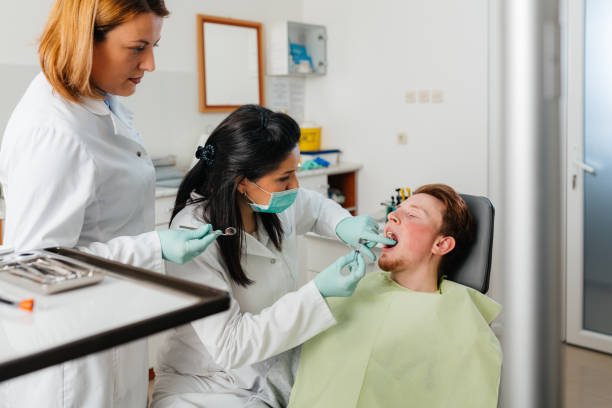 Best Emergency Denture Repair in Laurinburg, NC